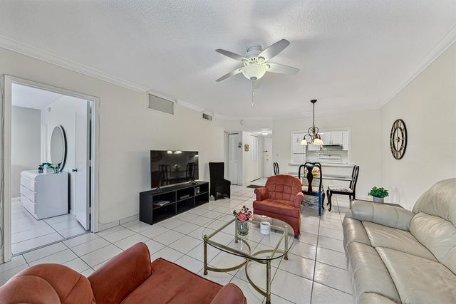 255 S CYPRESS Road 342, Pompano Beach, FL 33060