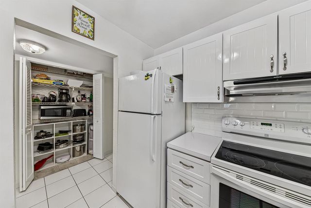 255 S CYPRESS Road 342, Pompano Beach, FL 33060