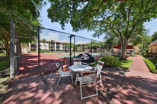 255 S CYPRESS Road 342, Pompano Beach, FL 33060