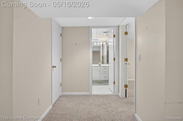 31170 Seneca Lane, Novi, MI 48377