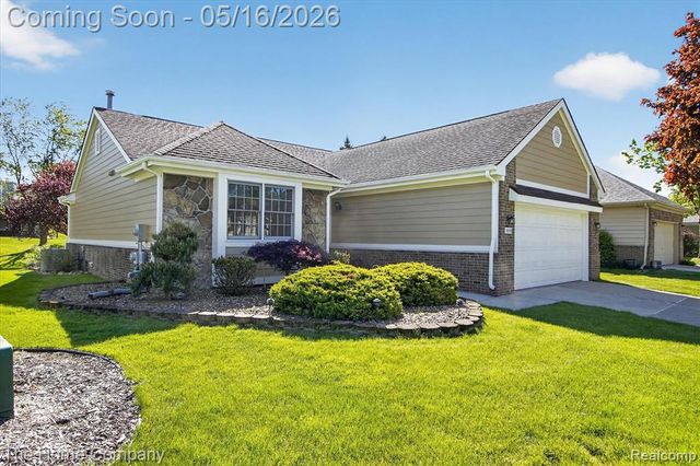31170 Seneca Lane, Novi, MI 48377