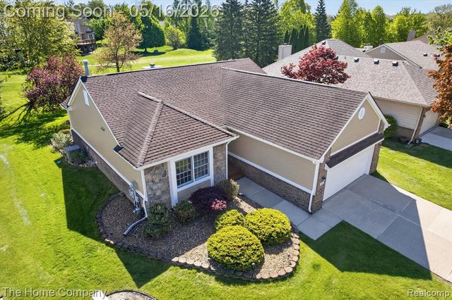 31170 Seneca Lane, Novi, MI 48377