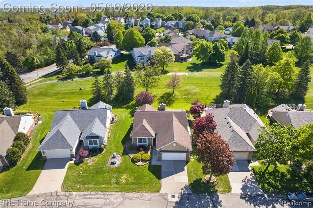 31170 Seneca Lane, Novi, MI 48377