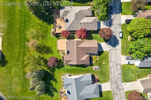 31170 Seneca Lane, Novi, MI 48377