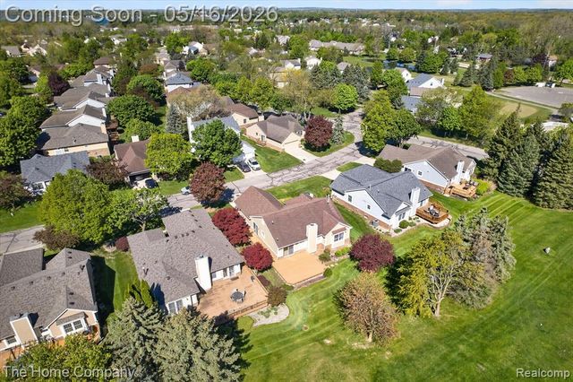31170 Seneca Lane, Novi, MI 48377