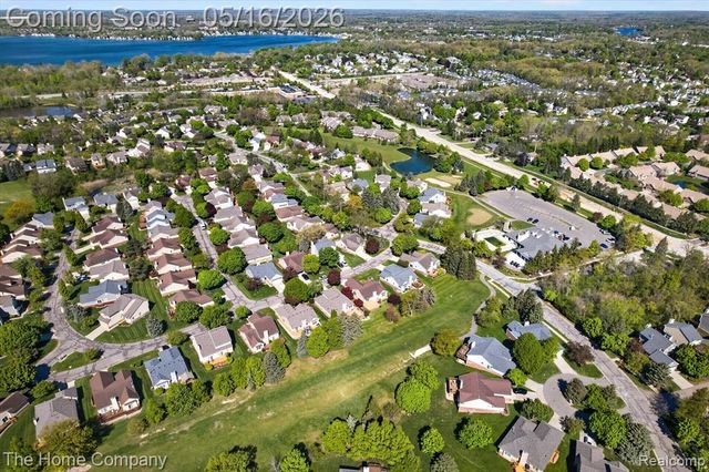 31170 Seneca Lane, Novi, MI 48377