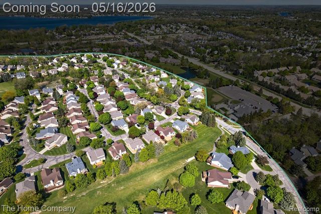 31170 Seneca Lane, Novi, MI 48377