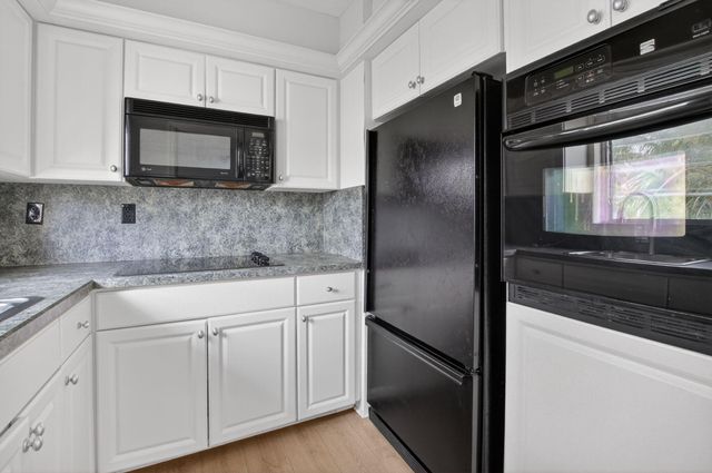 426 NE 7th Avenue 2B, Delray Beach, FL 33483