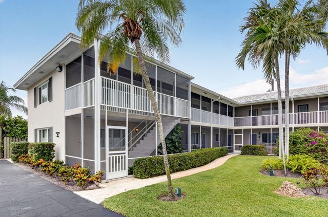 426 NE 7th Avenue 2B, Delray Beach, FL 33483