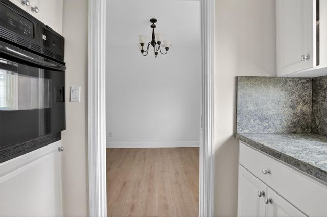 426 NE 7th Avenue 2B, Delray Beach, FL 33483