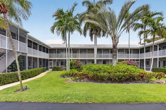 426 NE 7th Avenue 2B, Delray Beach, FL 33483