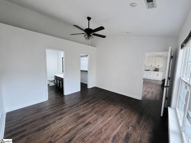 106 Stockbridge Drive, Greer, SC 29650