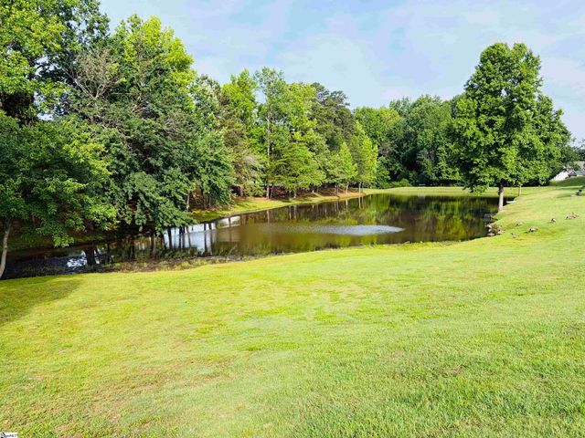 106 Stockbridge Drive, Greer, SC 29650