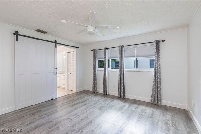 297 Bay Meadows DR, Naples, FL 34113