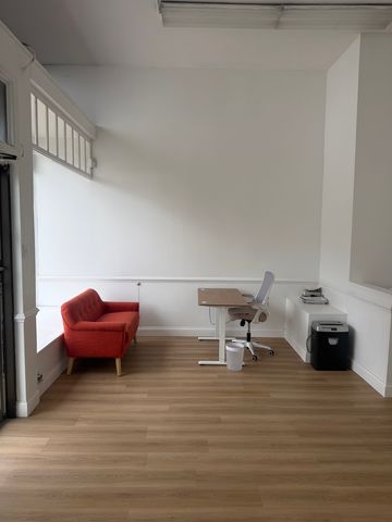 82-84 S Broadway, Aurora, IL 60505