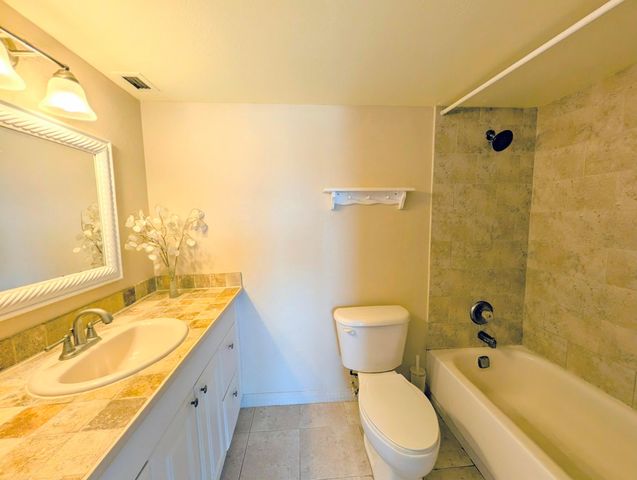 5700 NW 2nd Avenue 509, Boca Raton, FL 33487