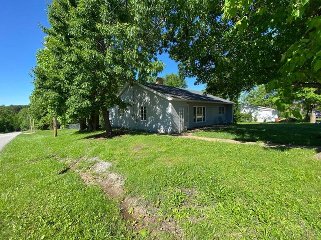 101 Hickory Street, Houston, MO 65483