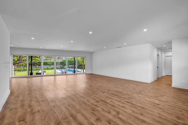 1411 NE 101st St, Miami Shores, FL 33138