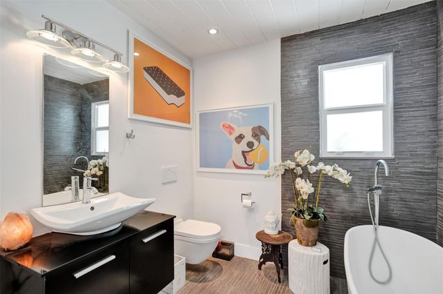 1201 N Andrews Avenue, Fort Lauderdale, FL 33311