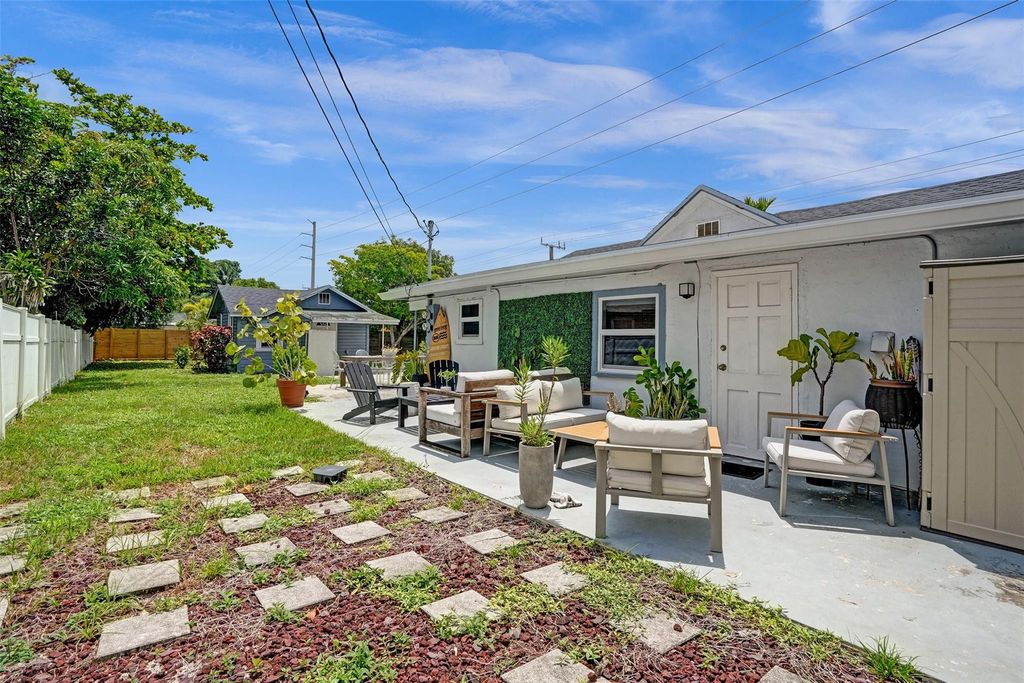 1201 N Andrews Avenue, Fort Lauderdale, FL 33311