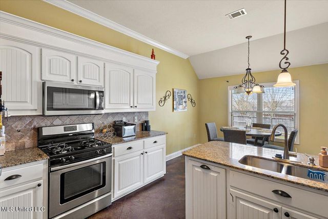 400 N Haven Court, Brandon, MS 39047