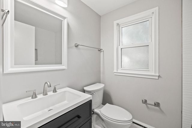 3811 FORESTDALE AVE, Woodbridge, VA 22193