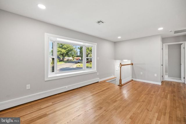 3811 FORESTDALE AVE, Woodbridge, VA 22193