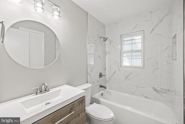 3811 FORESTDALE AVE, Woodbridge, VA 22193