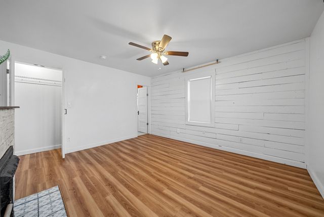 306 E St, Clarksville, TN 37042