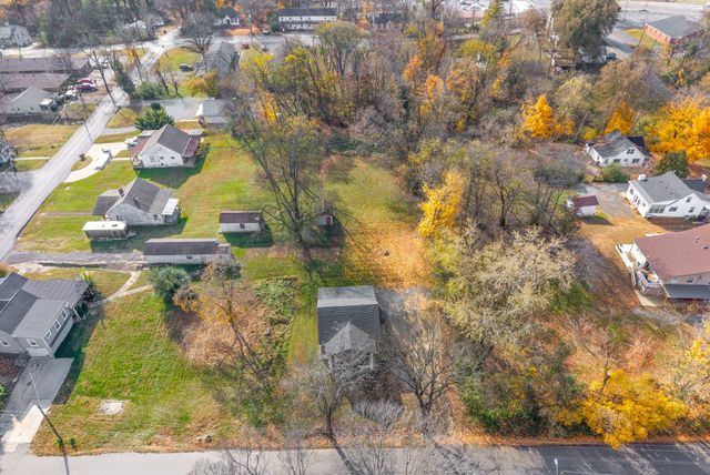 306 E St, Clarksville, TN 37042