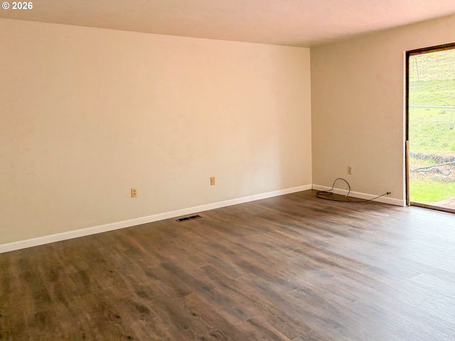 481 STRADER Rd, Roseburg, OR 97470