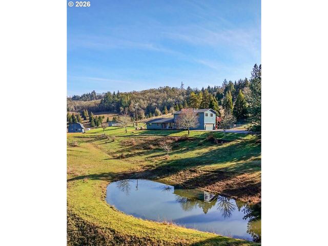 481 STRADER Rd, Roseburg, OR 97470