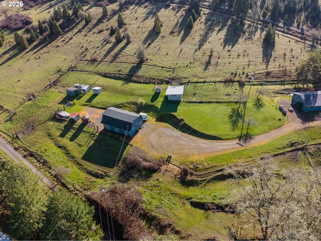 481 STRADER Rd, Roseburg, OR 97470