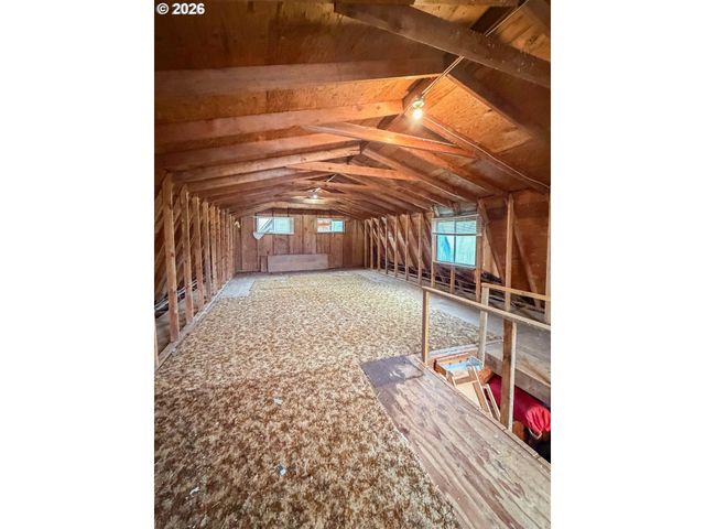 481 STRADER Rd, Roseburg, OR 97470