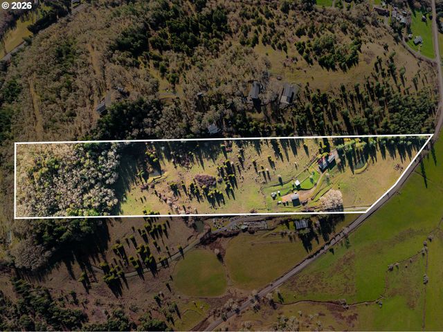 481 STRADER Rd, Roseburg, OR 97470