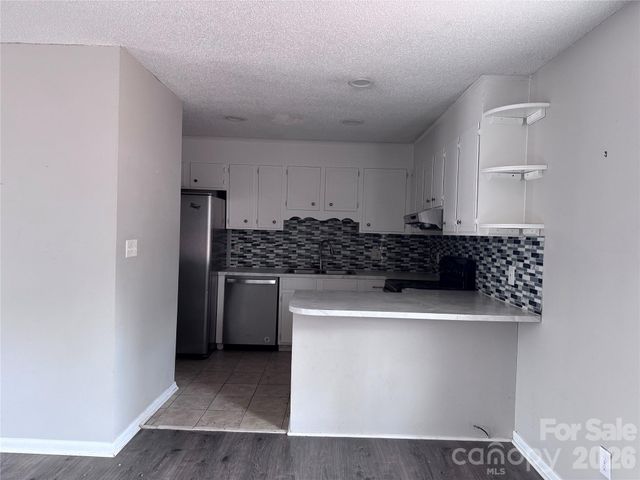 1511 Old Carriage Drive, Newton, NC 28658