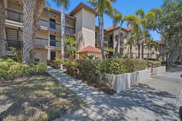2400 FEATHER SOUND DRIVE 236, Clearwater, FL 33762