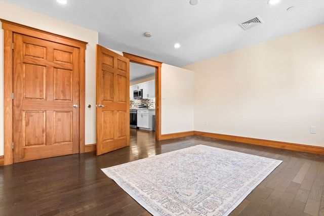 44 Maple St 10, Danvers, MA 01923