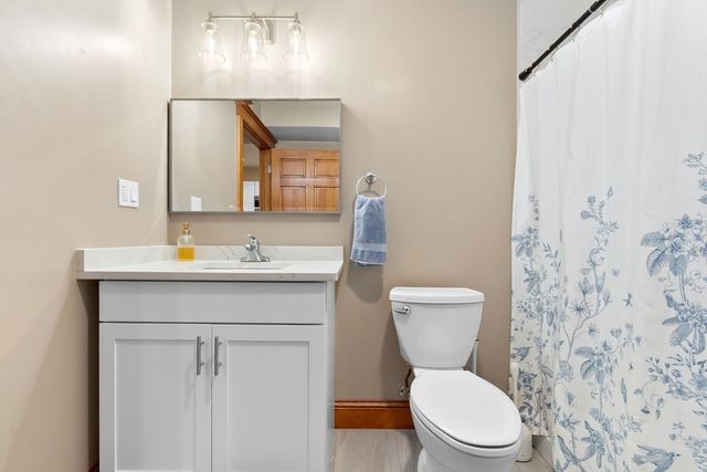 44 Maple St 10, Danvers, MA 01923