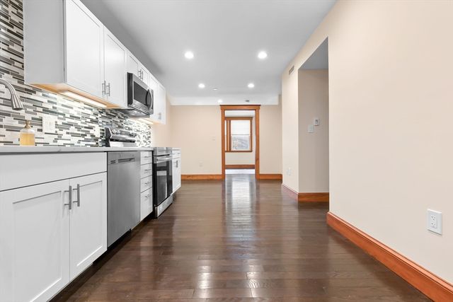 44 Maple St 10, Danvers, MA 01923