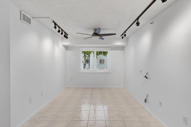 14095 Royal Vista Drive 201, Delray Beach, FL 33484