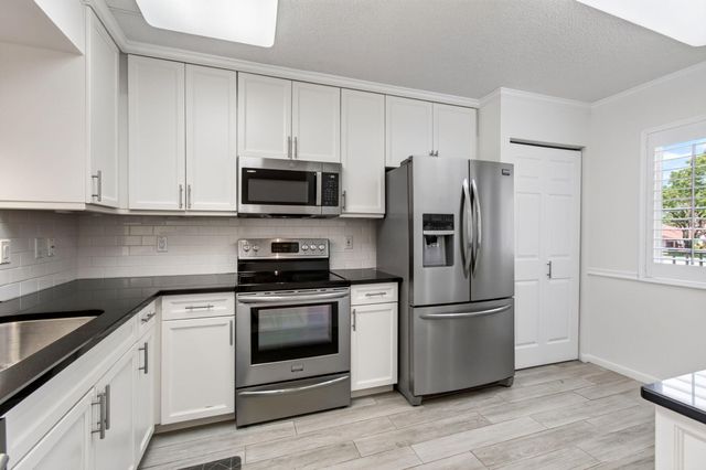 14095 Royal Vista Drive 201, Delray Beach, FL 33484