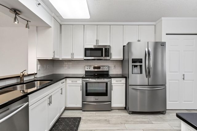 14095 Royal Vista Drive 201, Delray Beach, FL 33484