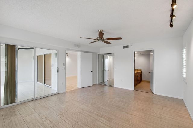 14095 Royal Vista Drive 201, Delray Beach, FL 33484