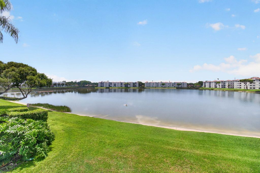 14095 Royal Vista Drive 201, Delray Beach, FL 33484