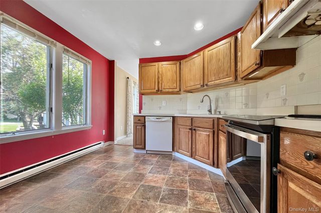 172 Fairway Drive U172, Carmel, NY 10512