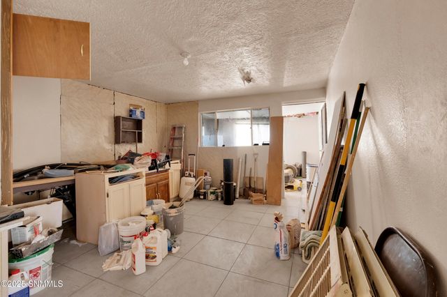 579 Arrowhead Drive NW, Deming, NM 88030