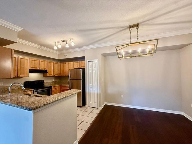 15145 Michelangelo Boulevard 201, Delray Beach, FL 33446