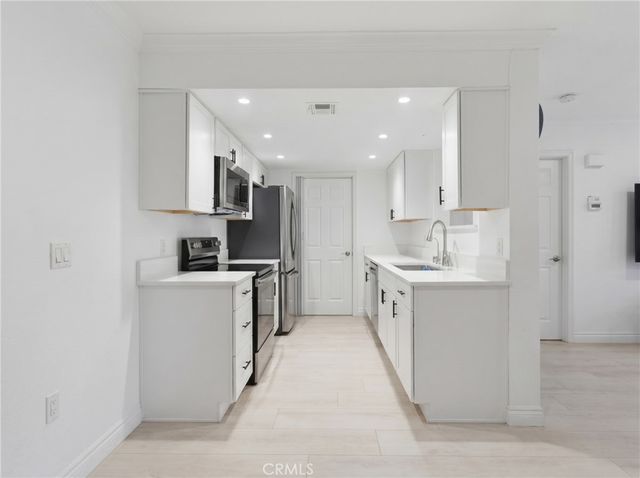 12023 Alta Carmel Court 253, San Diego, CA 92128