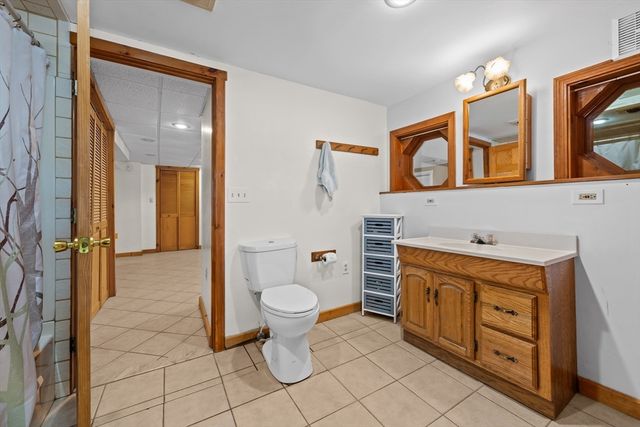 21 Carrier Lane, Sutton, MA 01590